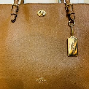 COACH Tote SaddleCrossgrain leather LIKE NEW!!